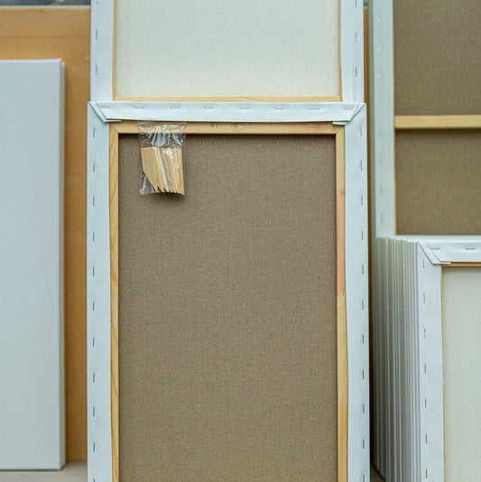 Verschiedene Keilrahmen und Leinwände vom Konfigurator.